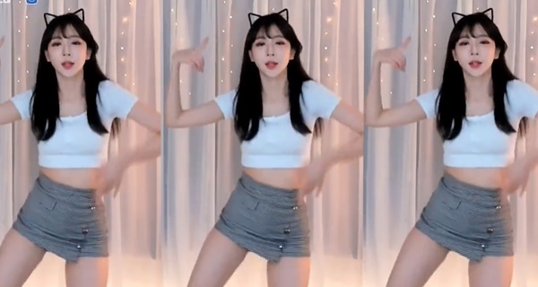 深夜直播无限次数的鸭脖视频app免费下载：不用花钱可以看污的永久免费app