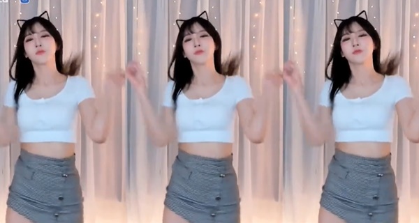 梅花视频APP无限制入口：一款老司机都爱看的福利视频应用