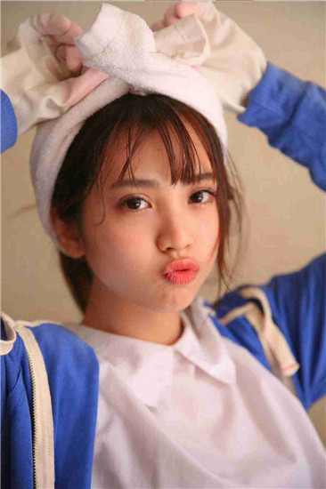 草莓丝瓜秋葵向日葵安卓最新：八零后九零后小伙伴们都在使用的播放器