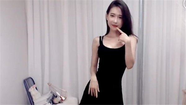 菠萝APP下载地址进入免费：拥有各类型美女主播自由休闲直播的软件